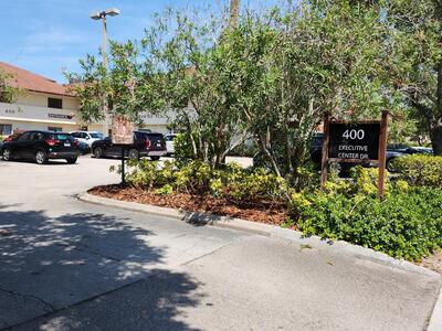400 Executive Center Drive, West Palm Beach, FL 33401