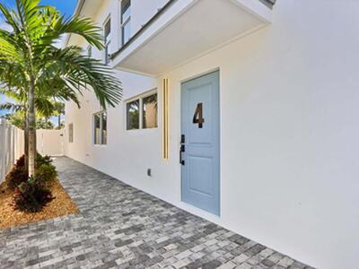 115 Cascade Lane, Palm Beach Shores, FL 33404