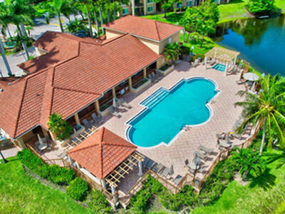 117 Villa Circle, Boynton Beach, FL 33435