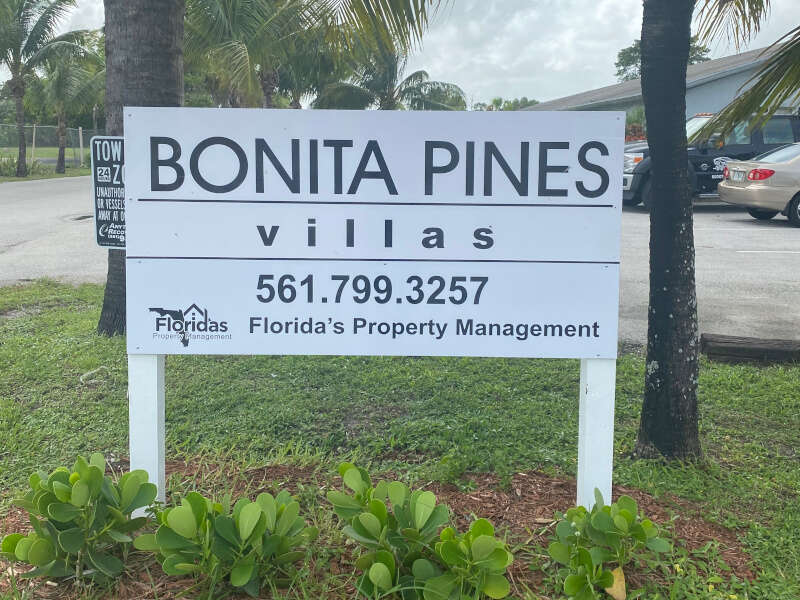 sign for bonita pines villas