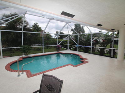 Beautiful Single Family Pool Home in Gated Community