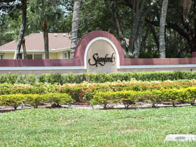 36 Danbury Court, Royal Palm Beach, FL 33411