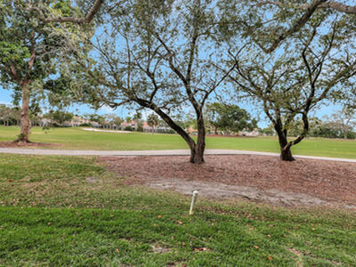 295 Old Meadow Way, Palm Beach Gardens, FL 33418