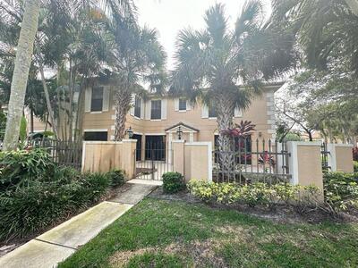 356 Prestwick Circle, Palm Beach Gardens, FL 33418