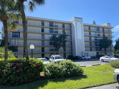 3 Royal Palm Way, Boca Raton, FL 33432