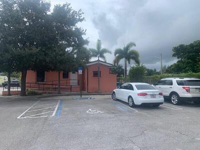 413 W Boynton Beach Boulevard