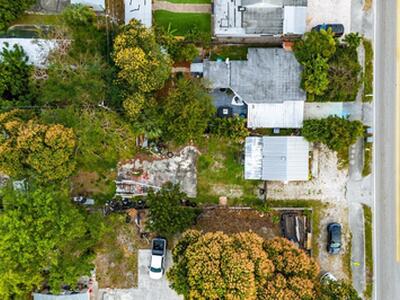 1047 Miner Road, Lake Worth, FL 33462