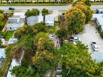 1047 Miner Road, Lake Worth, FL 33462