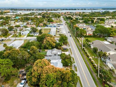 1047 Miner Road, Lake Worth, FL 33462