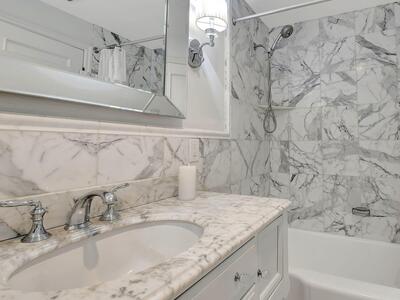 310 S Lake Drive, Lantana, FL 33462