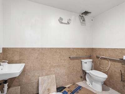 805 Lake Avenue, Lake Worth Beach, FL 33460