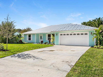 10600 SE Gomez Avenue, Hobe Sound, FL 33455