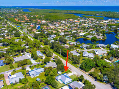 10600 SE Gomez Avenue, Hobe Sound, FL 33455