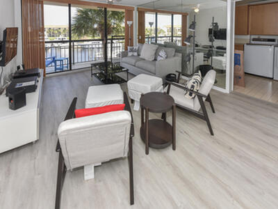 2401 Marina Isle Way, Jupiter, FL 33477