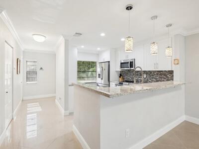 21662 Arriba Real, Boca Raton, FL 33433