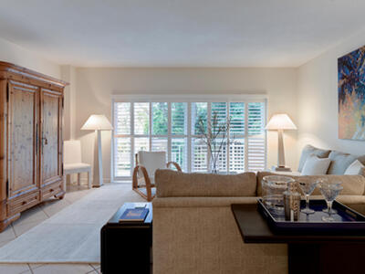 250 Bradley Place, Palm Beach, FL 33480