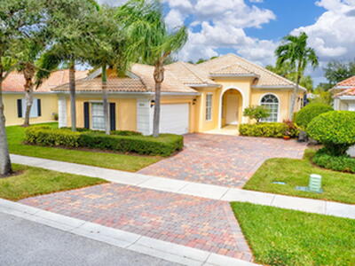 8241 Tobago Lane, Wellington, FL 33414