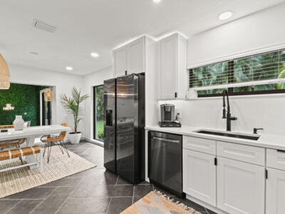 630 NE 15th Place, Boynton Beach, FL 33435