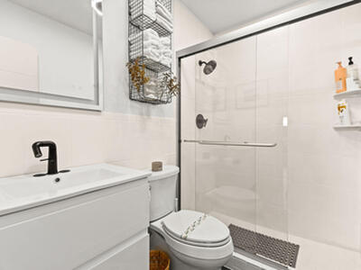 630 NE 15th Place, Boynton Beach, FL 33435