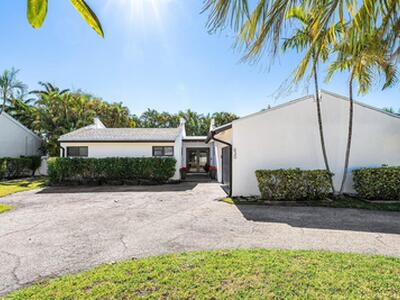 630 NE 15th Place, Boynton Beach, FL 33435