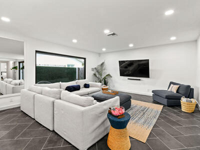 630 NE 15th Place, Boynton Beach, FL 33435