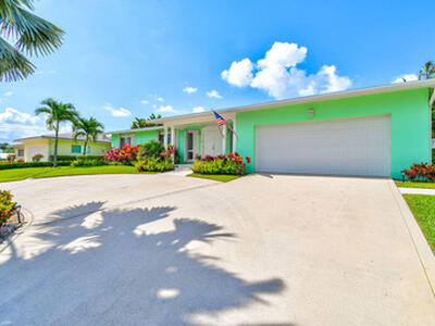 420 Sunset Way, Juno Beach, FL 33408