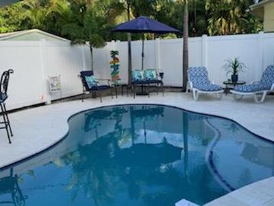 110 S Palmway, Lake Worth Beach, FL 33460