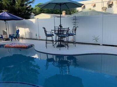 110 S Palmway, Lake Worth Beach, FL 33460