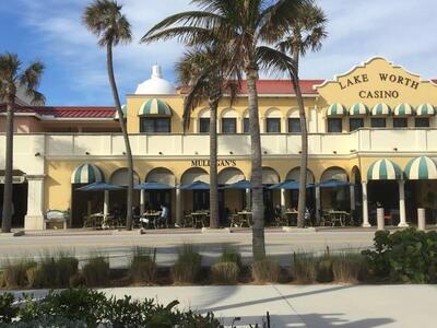 110 S Palmway, Lake Worth Beach, FL 33460