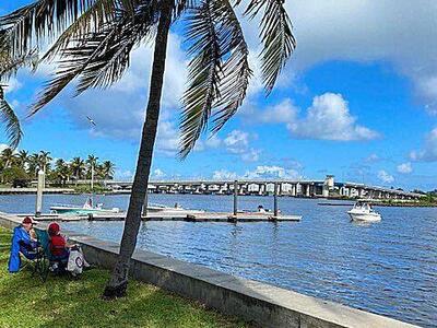 110 S Palmway, Lake Worth Beach, FL 33460