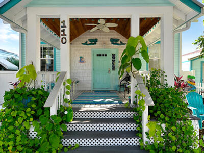 110 S Palmway, Lake Worth Beach, FL 33460