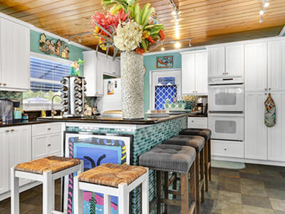 110 S Palmway, Lake Worth Beach, FL 33460