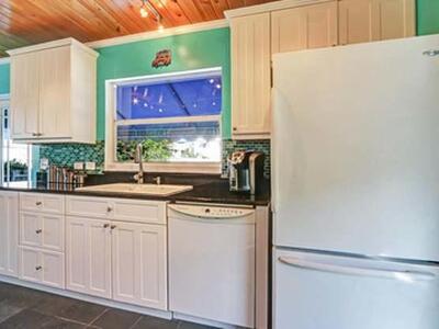 110 S Palmway, Lake Worth Beach, FL 33460