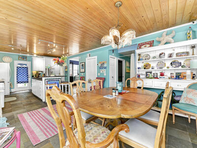 110 S Palmway, Lake Worth Beach, FL 33460