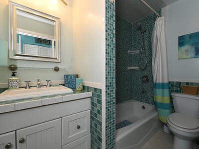 110 S Palmway, Lake Worth Beach, FL 33460