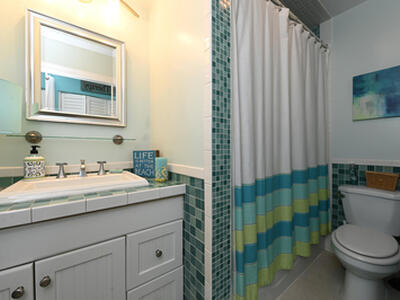 110 S Palmway, Lake Worth Beach, FL 33460