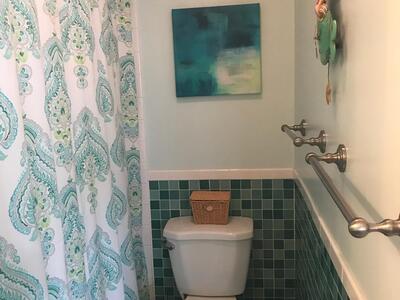 110 S Palmway, Lake Worth Beach, FL 33460