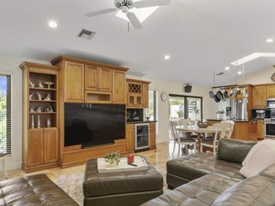 14965 Oatland Court, Wellington, FL 33414