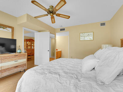 2001 Marina Isle 203 Way, Jupiter, FL 33477