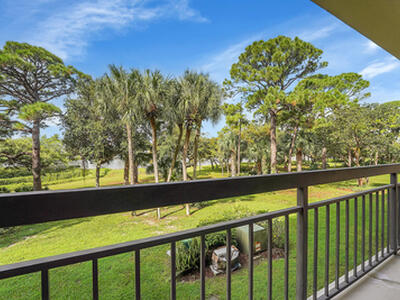 2001 Marina Isle 203 Way, Jupiter, FL 33477
