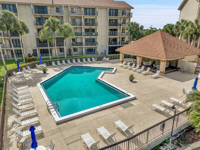 2001 Marina Isle 203 Way, Jupiter, FL 33477