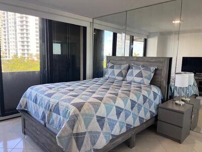 4200 N Ocean Drive, Singer Island, FL 33404