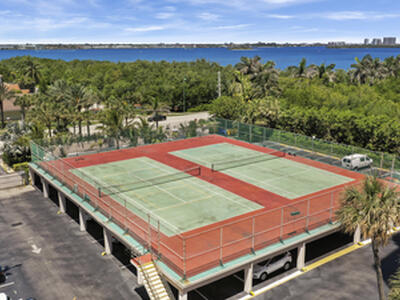 4200 N Ocean Drive, Singer Island, FL 33404