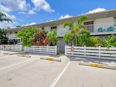 326 W Pine Street, Lantana, FL 33462