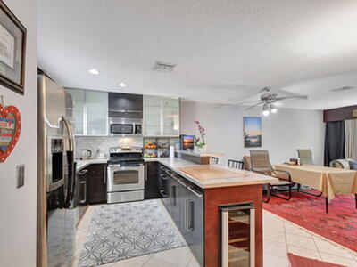 326 W Pine Street, Lantana, FL 33462