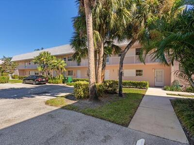 18081 SE Country Club Drive, Tequesta, FL 33469
