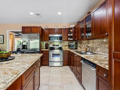 225 Everglade Avenue, Palm Beach, FL 33480