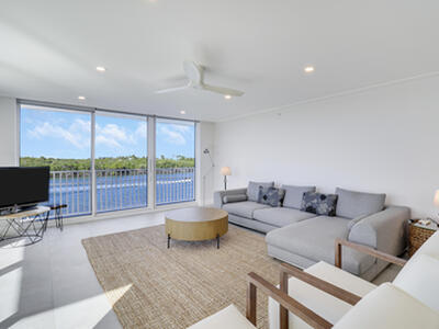 375 Beach Road, Tequesta, FL 33469