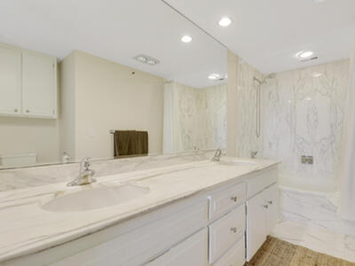 375 Beach Road, Tequesta, FL 33469