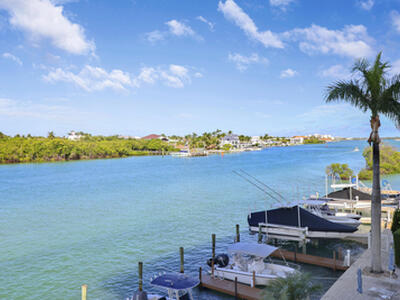 375 Beach Road, Tequesta, FL 33469